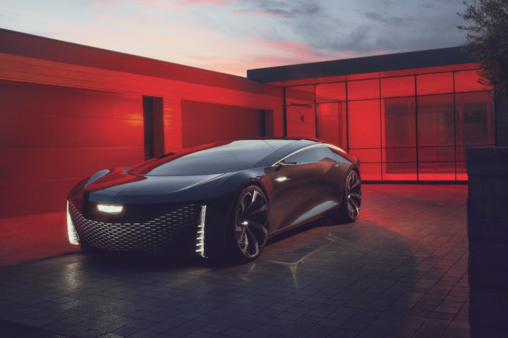 Cadillac%20expands%20its%20vision%20of%20personal%20autonomous%20future%20mobility%20with%20the%20InnerSpace%20concept%20%u2014%20a%20dramatic%2C%20two-passenger%20electric%20and%20autonomous%20luxury%20vehicle.