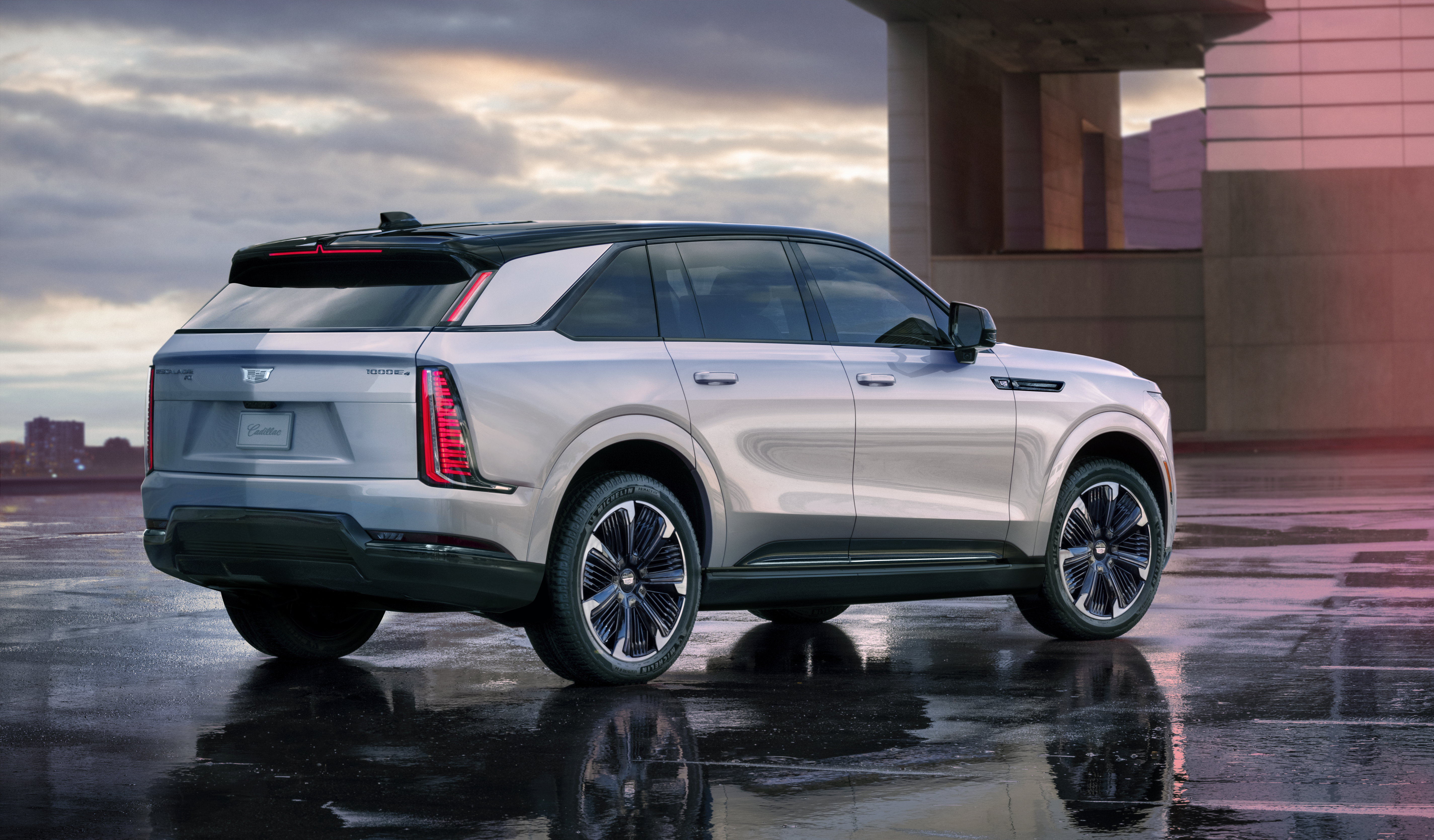 Roof & A-Pillar Kit | CADILLAC ESCALADE IQ 2025 Roof & A-Pillar Kit | CADILLAC ESCALADE IQ 2025