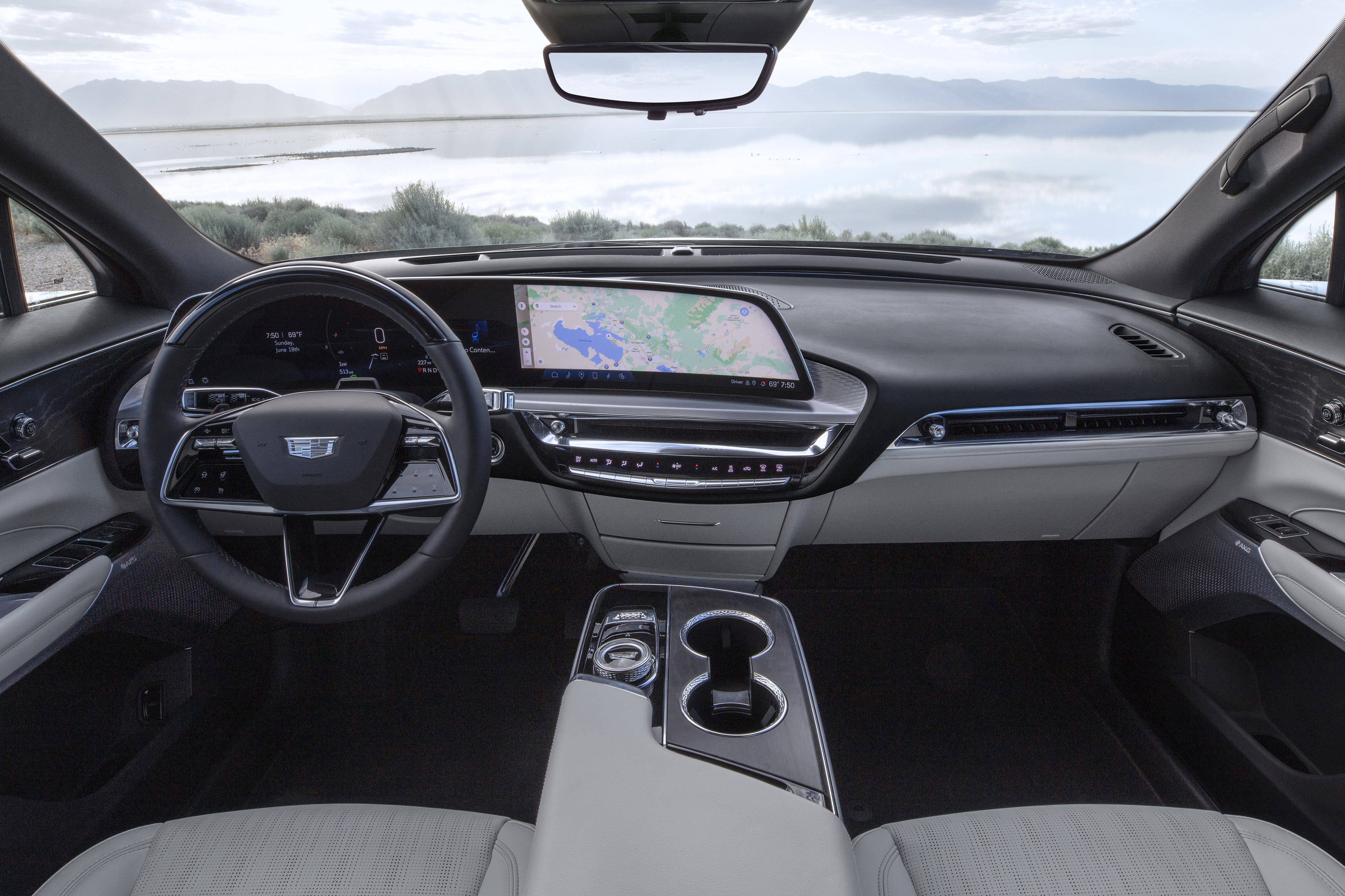 2023 Cadillac LYRIQ Debuts Heralding an All Electric Future